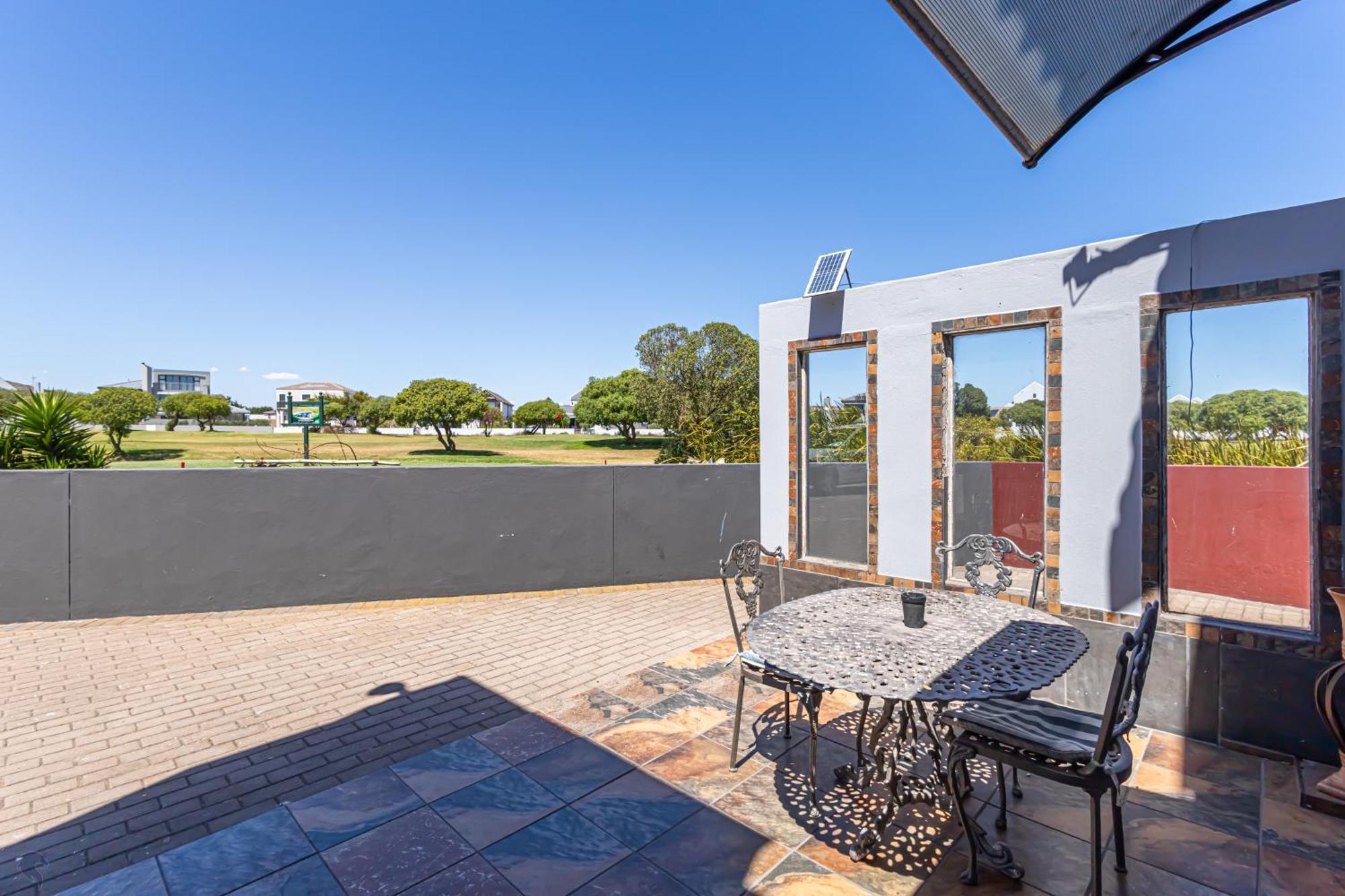 Holiday Guest House Langebaan Exterior foto