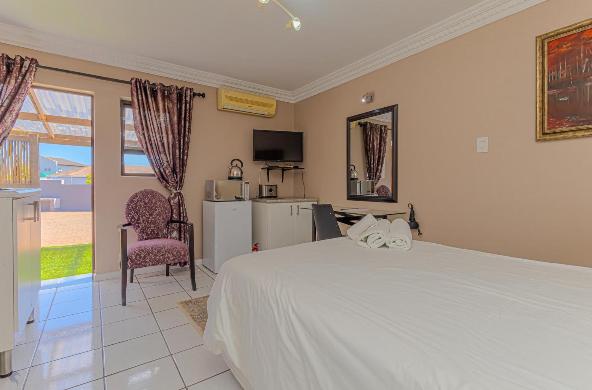 Holiday Guest House Langebaan Exterior foto